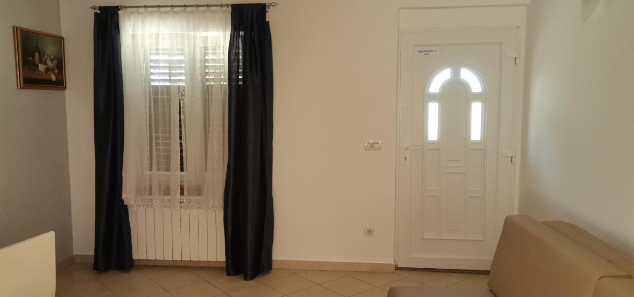 Apartments Sandra Vrsar Luaran gambar